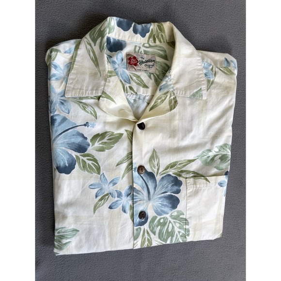 Hilo Hattie Other - Hilo Hattie Mens Yellow Hibiscus Sz Med Hawaiian Made Original Short Sleeve